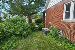928 Maplegrove Ave, Royal Oak, MI 48067 - Photo 5