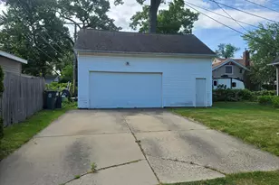 928 Maplegrove Ave, Royal Oak, MI 48067 - Photo 33
