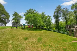 10501 Loughrea Ln, Cement City, MI 49233 - Photo 35