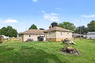 459 Evans St, Jonesville, MI 49250 - Photo 19