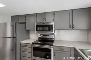 280 Winsted Ave, Holland, MI 49423 - Photo 3