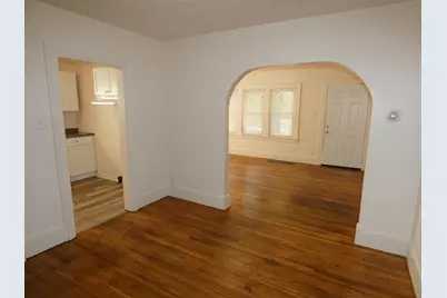 183 Searles Avenue, Benton Harbor, MI 49022 - Photo 15