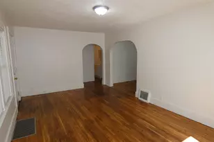 183 Searles Ave, Benton Harbor, MI 49022 - Photo 13