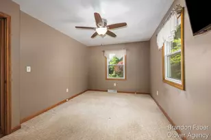 6660 Vinton Ave NW, Comstock Park, MI 49321 - Photo 15