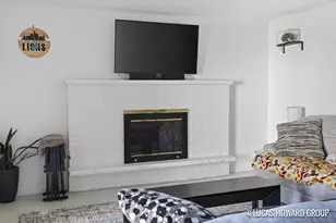 1045 Diamond Ave NE, Grand Rapids, MI 49503 - Photo 7