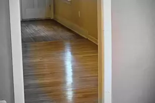 305 Chestnut Ave, Hazel Park, MI 48030 - Photo 3