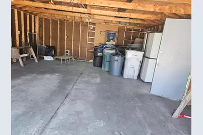 305 Chestnut Avenue, Hazel Park, MI 48030 - Photo 13