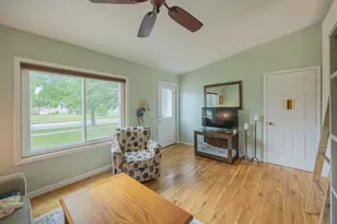 1205 Sunset Dr, Tecumseh, MI 49286 - Photo 7