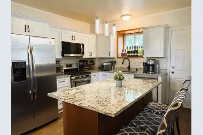 19324 Todd Drive, Clinton Twp, MI 48038 - Photo 5
