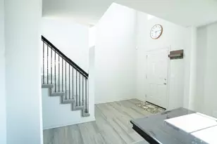 14456 Josephine Ct, Livonia, MI 48154 - Photo 3