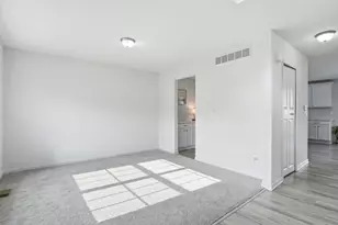 14456 Josephine Ct, Livonia, MI 48154 - Photo 5