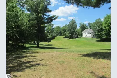 63 White Pine Drive, Cadillac, MI 49601 - Photo 9