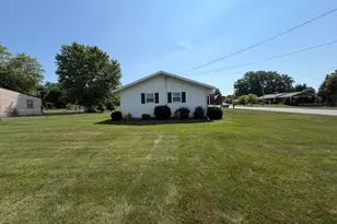 247 W North St, Hastings, MI 49058 - Photo 3
