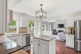 2159 Spring Ridge Dr, Ann Arbor, MI 48103 - Photo 5
