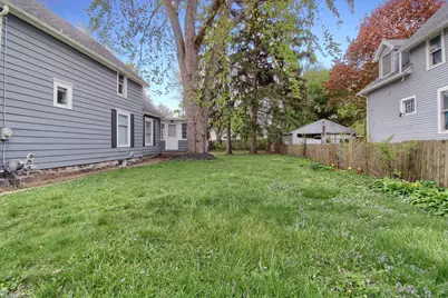 127 Bates Street, Jackson, MI 49202 - Photo 33
