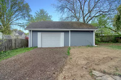 127 Bates Street, Jackson, MI 49202 - Photo 35