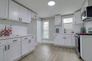 127 Bates St, Jackson, MI 49202 - Photo 27