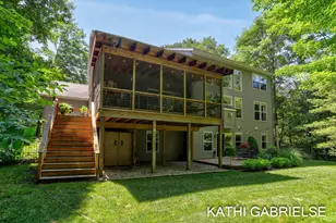 18082 Hammond Bay Dr, Spring Lake, MI 49456 - Photo 5