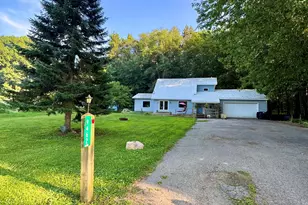 9462 E Colby Rd, Crystal, MI 48818 - Photo 3