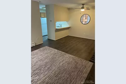 2317 Packard Street #B103, Ann Arbor, MI 48104 - Photo 5