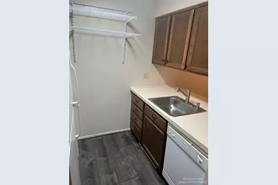 2317 Packard Street #B103, Ann Arbor, MI 48104 - Photo 7