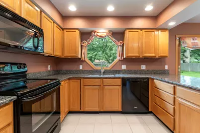 7124 Hickory Point Drive W, Portage, MI 49024 - Photo 15