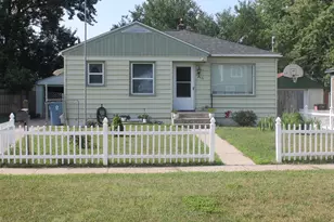 246 Maplelawn St SW, Grand Rapids, MI 49548 - Photo 1