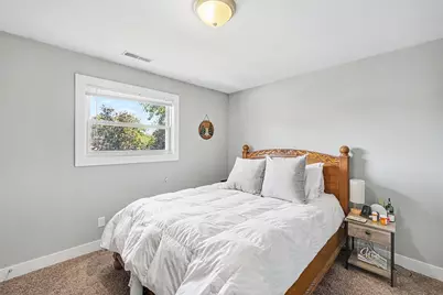 823 Benson Avenue NE, Grand Rapids, MI 49503 - Photo 15