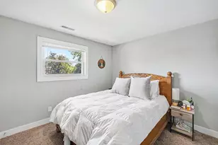 823 Benson Ave NE, Grand Rapids, MI 49503 - Photo 15