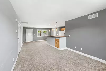 823 Benson Avenue NE, Grand Rapids, MI 49503 - Photo 3