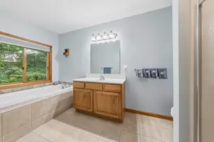 5602 Emneth Ave, Kalamazoo, MI 49009 - Photo 17