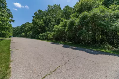 7228 Owen Hills Drive, Kalamazoo, MI 49009 - Photo 3