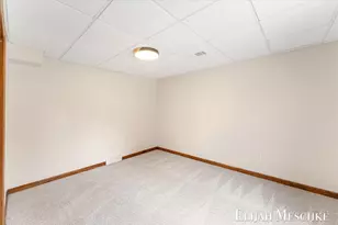 1385 Shaw Ct NE, Rockford, MI 49341 - Photo 27
