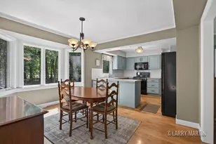 3752 Greensview Ct, Dorr, MI 49323 - Photo 9