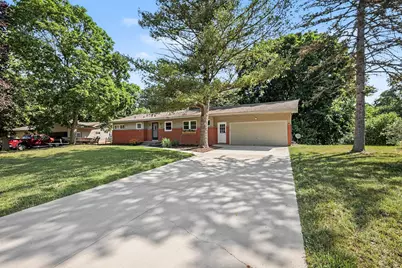 2639 Rockhill Drive NE, Grand Rapids, MI 49525 - Photo 5