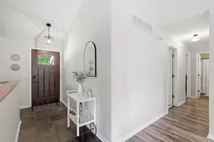 4944 Black Oak Ln, Kalamazoo, MI 49004 - Photo 13