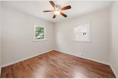 315 Kenneth Street, Jackson, MI 49203 - Photo 15