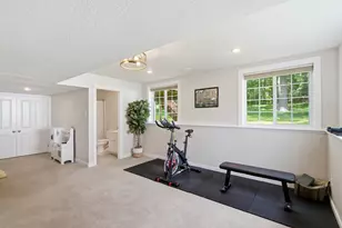 5250 Stapleton Dr, Kalamazoo, MI 49009 - Photo 37