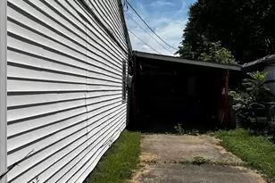 1994 Baldwin Dr, Niles, MI 49120 - Photo 5