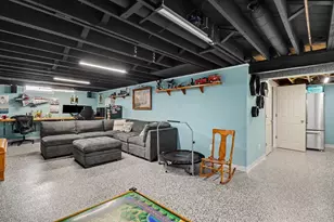 32506 Shawn Dr, Warren, MI 48088 - Photo 15