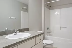 8626 Sun Tree Ln, Zeeland, MI 49464 - Photo 29