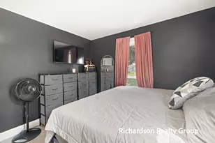 1949 Letart Ave, Muskegon, MI 49441 - Photo 23