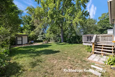 1949 Letart Avenue, Muskegon, MI 49441 - Photo 31