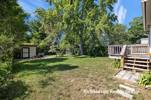 1949 Letart Ave, Muskegon, MI 49441 - Photo 31