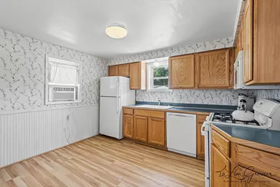 3289 Earle Avenue SW, Grandville, MI 49418 - Photo 9