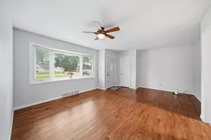 1511 Strathmoor Ln, Jackson, MI 49203 - Photo 9