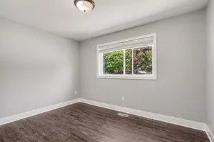 86 Dunton Ave, Holland, MI 49424 - Photo 15