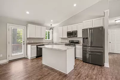 86 Dunton Avenue, Holland, MI 49424 - Photo 9