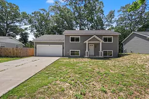 86 Dunton Ave, Holland, MI 49424 - Photo 1