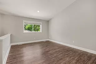 86 Dunton Ave, Holland, MI 49424 - Photo 9